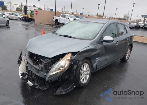 2012 Mazda Mazda3 I Touring z USA, uszkodzony, nr VIN JM1BL1L88C1675617